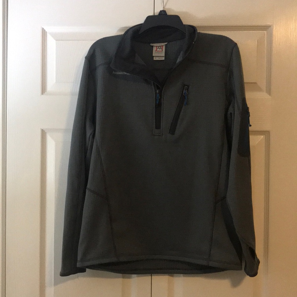 Avalanche Pullover